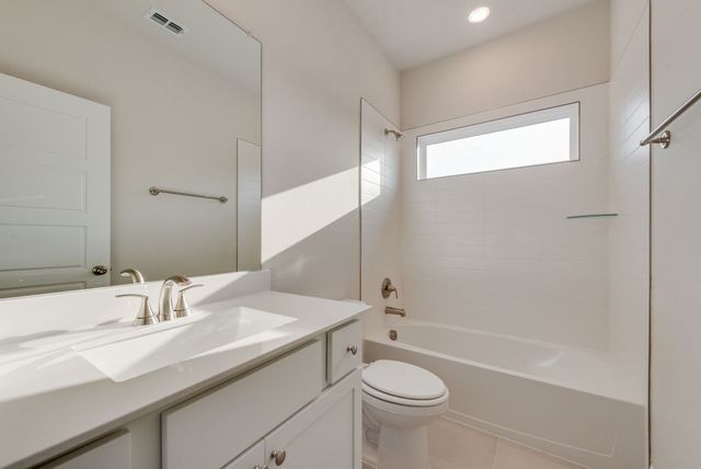 209 Hatherley Street, Little Elm, TX 75068