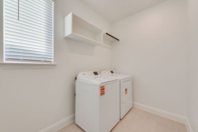 209 Hatherley Street, Little Elm, TX 75068