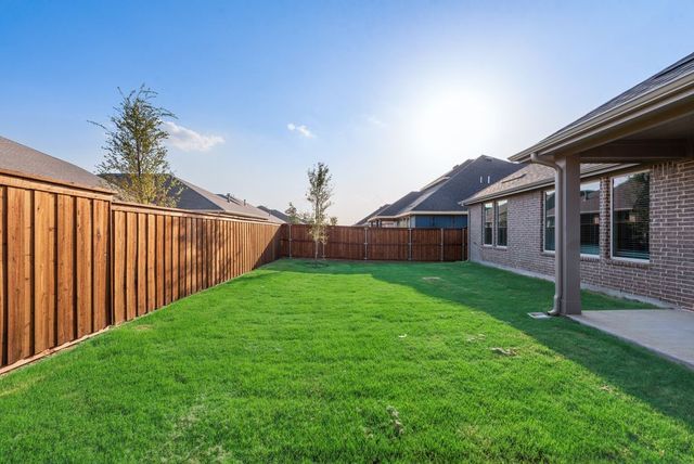 209 Hatherley Street, Little Elm, TX 75068