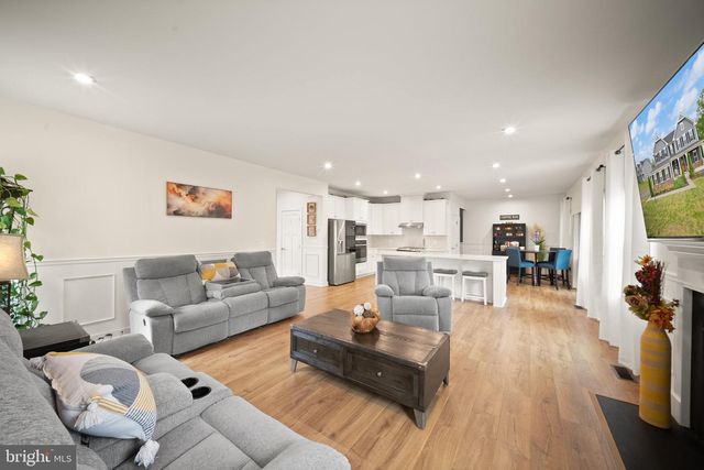 207 SOUTHERN VIEW DR, Fredericksburg, VA 22405
