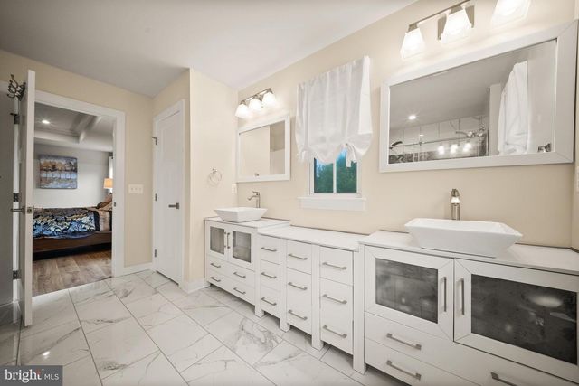 207 SOUTHERN VIEW DR, Fredericksburg, VA 22405