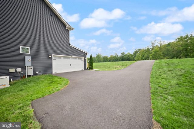 207 SOUTHERN VIEW DR, Fredericksburg, VA 22405