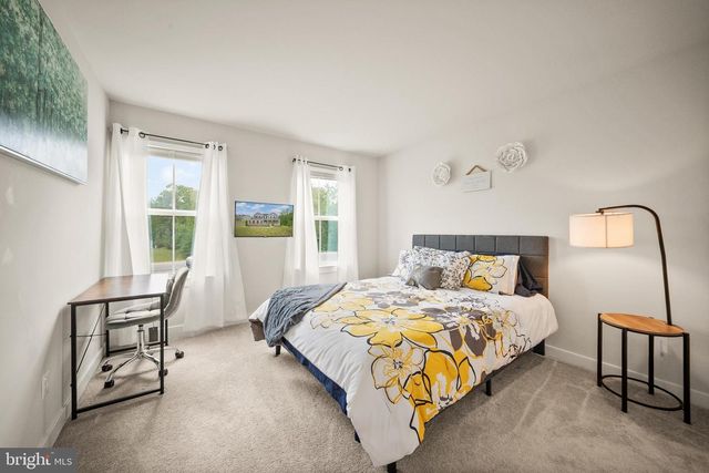 207 SOUTHERN VIEW DR, Fredericksburg, VA 22405