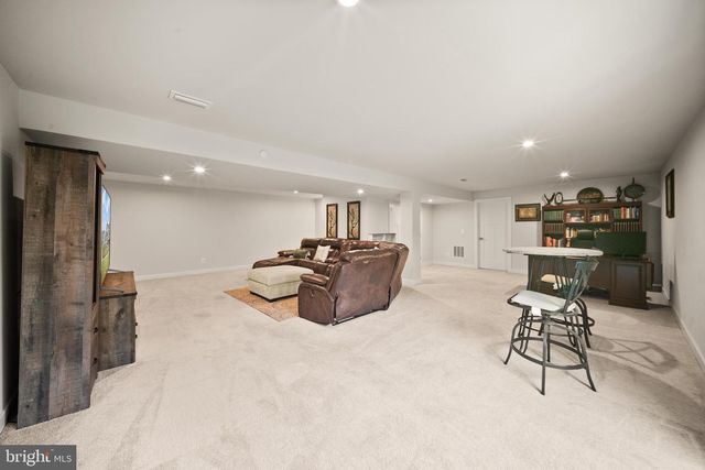 207 SOUTHERN VIEW DR, Fredericksburg, VA 22405