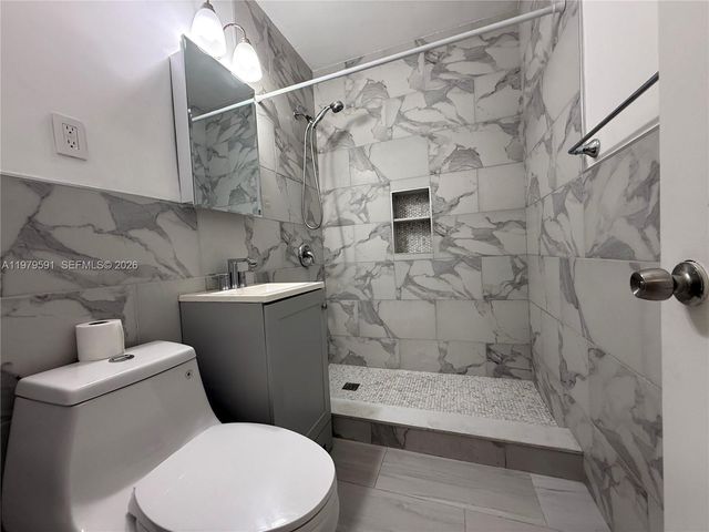7550 NW 2nd Ter 7550, Miami, FL 33126