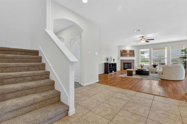 17919 Creek Bluff Lane, Cypress, TX 77433