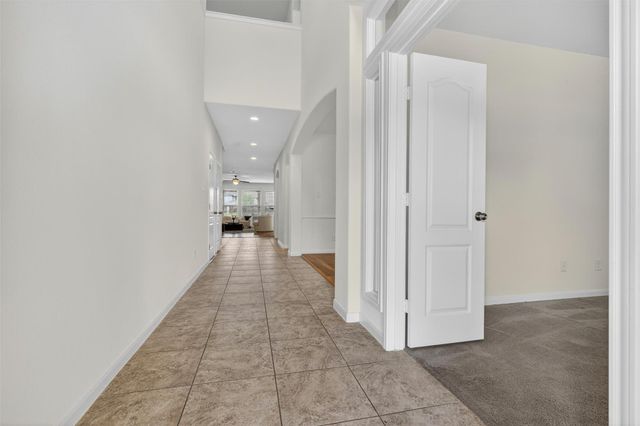 17919 Creek Bluff Lane, Cypress, TX 77433