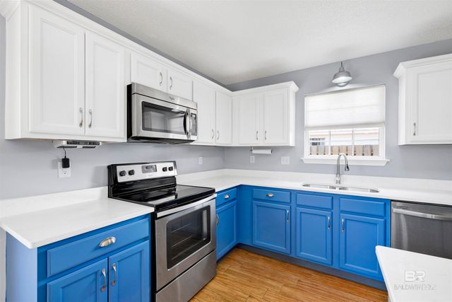 1368 W Hardwood Drive, Gulf Shores, AL 36542