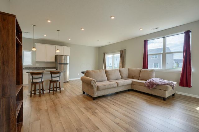 89 Hutchison Street, Ashville, OH 43103