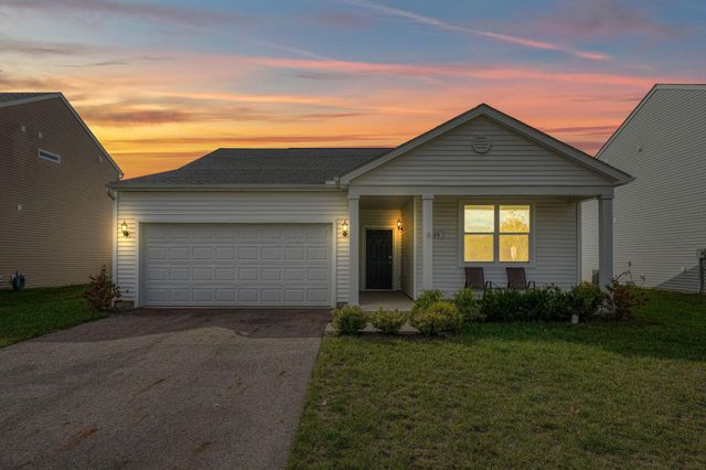 89 Hutchison Street, Ashville, OH 43103