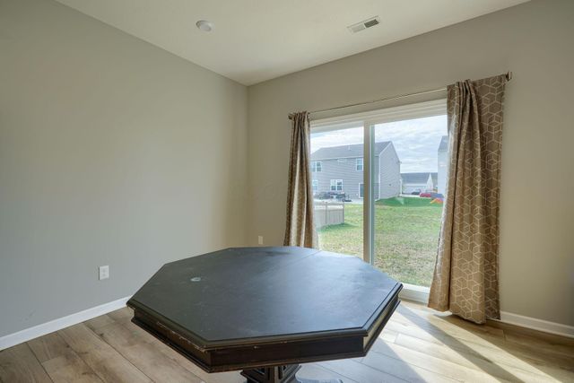 89 Hutchison Street, Ashville, OH 43103