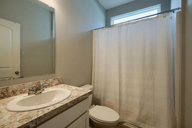 89 Hutchison Street, Ashville, OH 43103