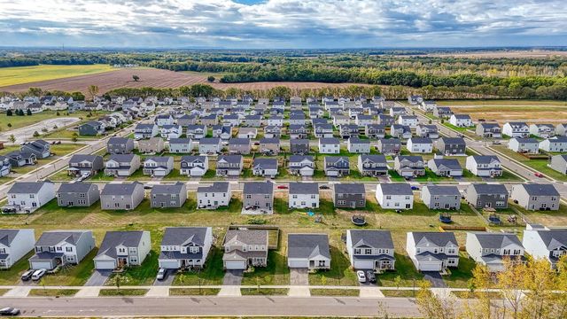 89 Hutchison Street, Ashville, OH 43103