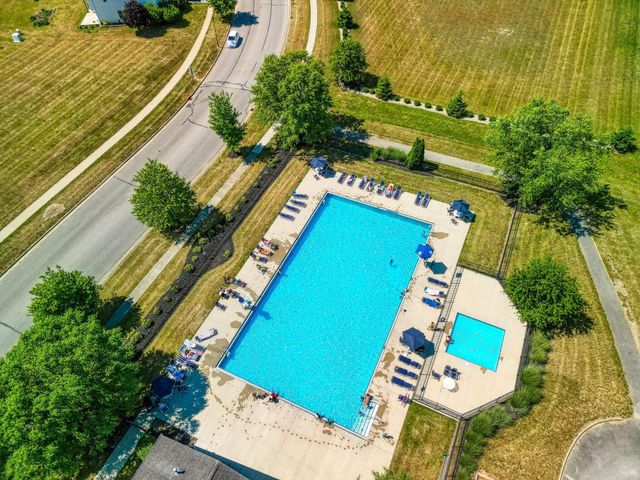 89 Hutchison Street, Ashville, OH 43103