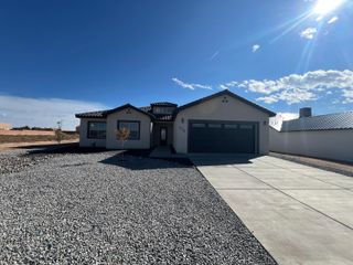 716 2nd Street NE, Rio Rancho, NM 87124