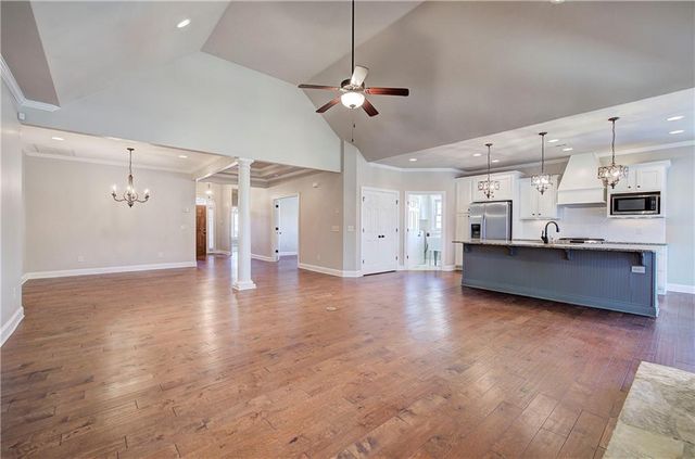 223 Lenox SE Road, Calhoun, GA 30701