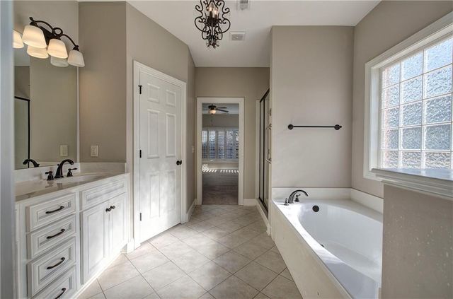 223 Lenox SE Road, Calhoun, GA 30701