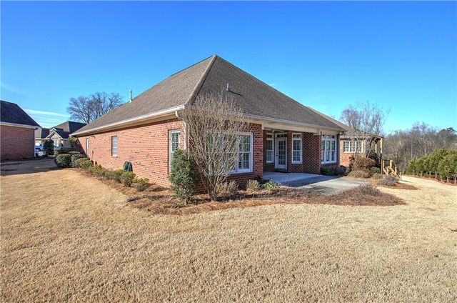 223 Lenox SE Road, Calhoun, GA 30701