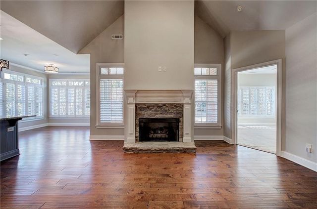 223 Lenox SE Road, Calhoun, GA 30701