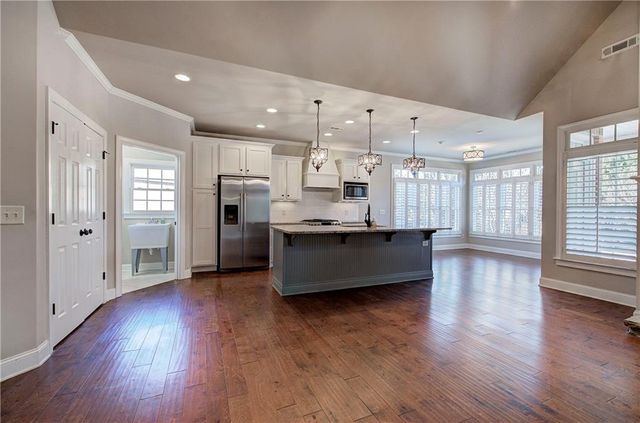 223 Lenox SE Road, Calhoun, GA 30701