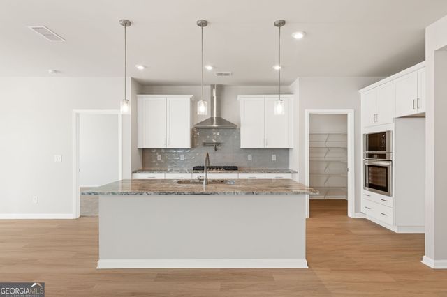 1600 Savory Way, Loganville, GA 30052