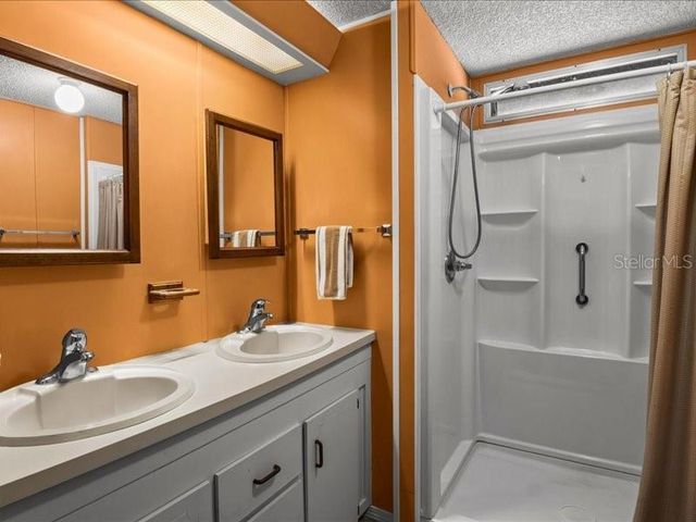 111 CHERRYWOOD DRIVE, Lake Wales, FL 33898