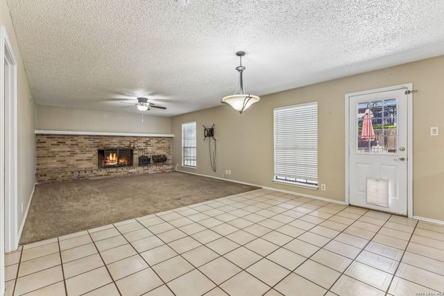 15222 Oak Spring St, San Antonio, TX 78232