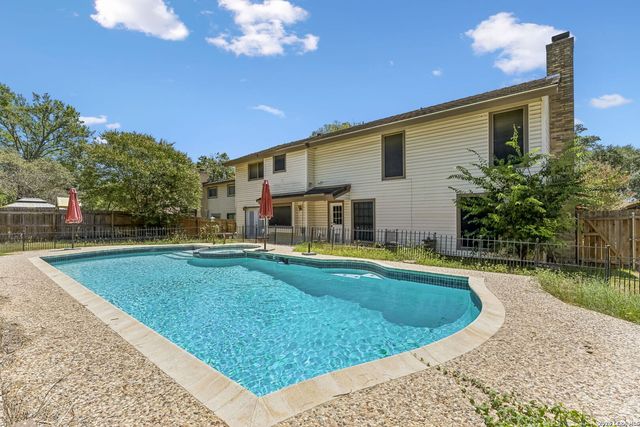 15222 Oak Spring St, San Antonio, TX 78232