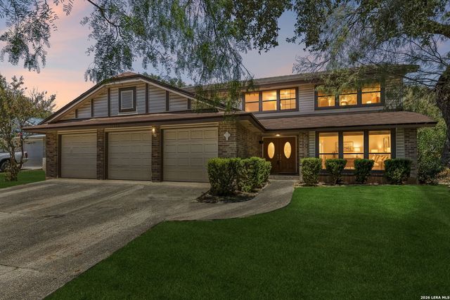 15222 Oak Spring St, San Antonio, TX 78232