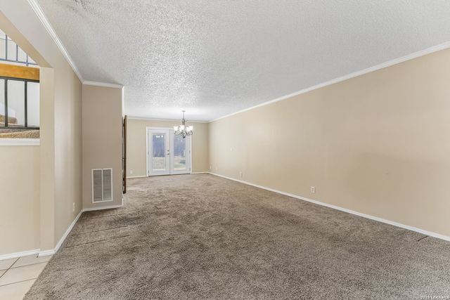 15222 Oak Spring St, San Antonio, TX 78232