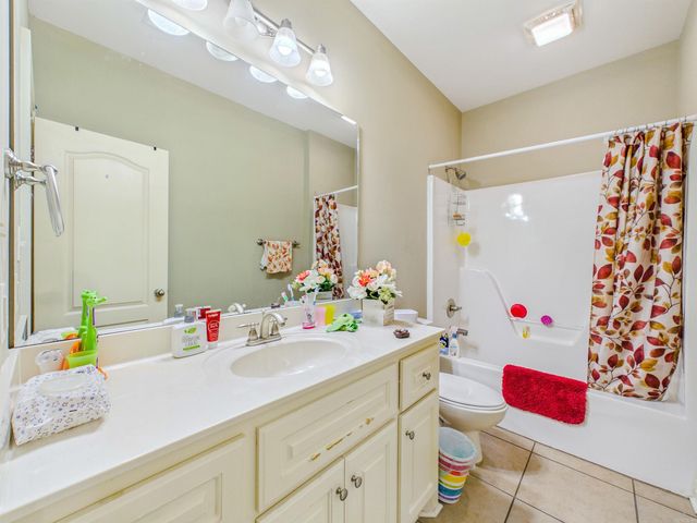 5 Village Way, Maumelle, AR 72113