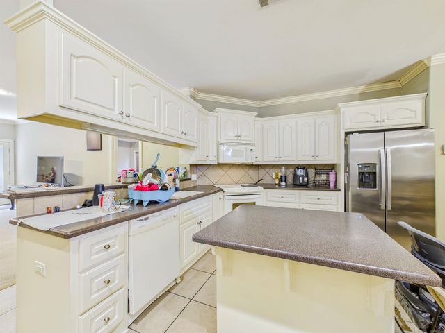 5 Village Way, Maumelle, AR 72113