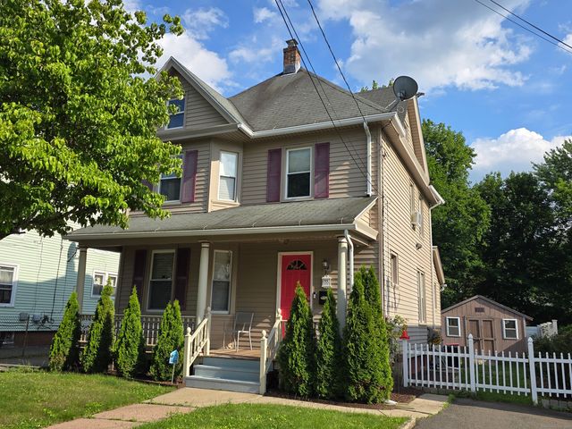 38 Florence Street, Manchester, CT 06040