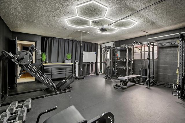 5753 COLONIAL OAKS BOULEVARD, Sarasota, FL 34232