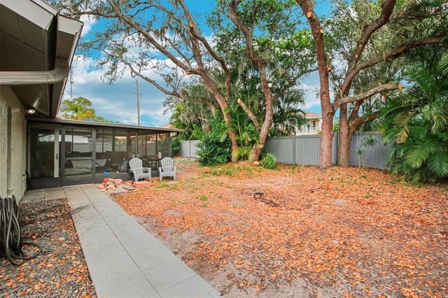 5753 COLONIAL OAKS BOULEVARD, Sarasota, FL 34232