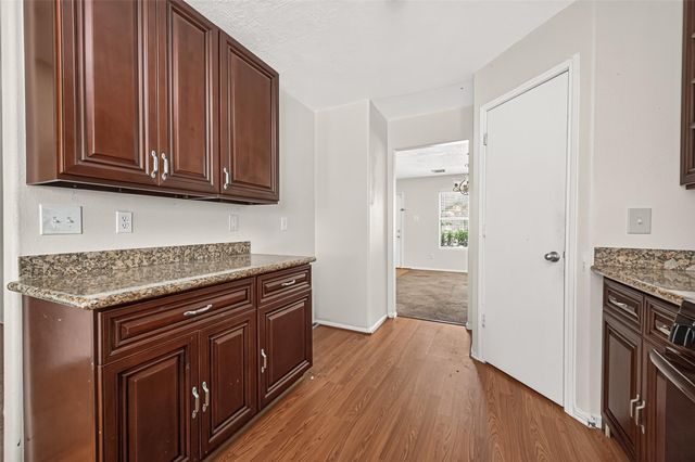 16807 Mission Ridge Lane, Houston, TX 77073