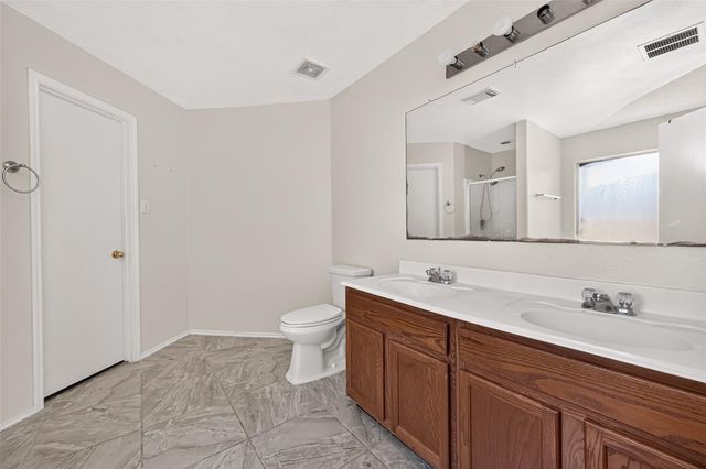 16807 Mission Ridge Lane, Houston, TX 77073