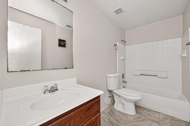 16807 Mission Ridge Lane, Houston, TX 77073