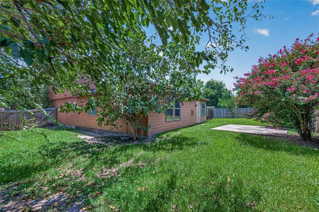 16807 Mission Ridge Lane, Houston, TX 77073