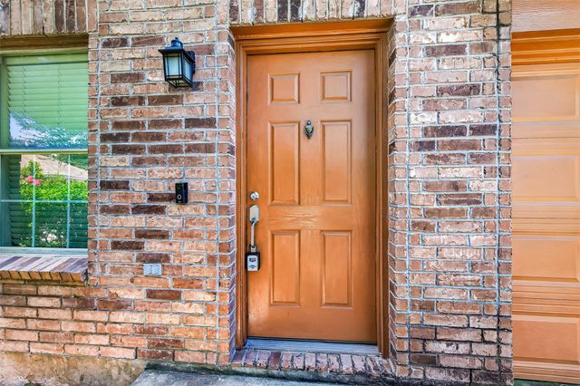 16807 Mission Ridge Lane, Houston, TX 77073