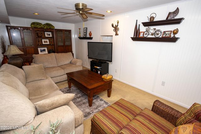 4 Wilmot Road, Sayreville, NJ 08872