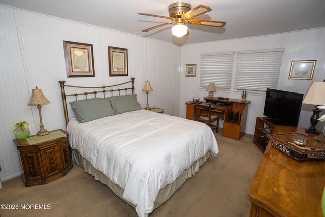 4 Wilmot Road, Sayreville, NJ 08872