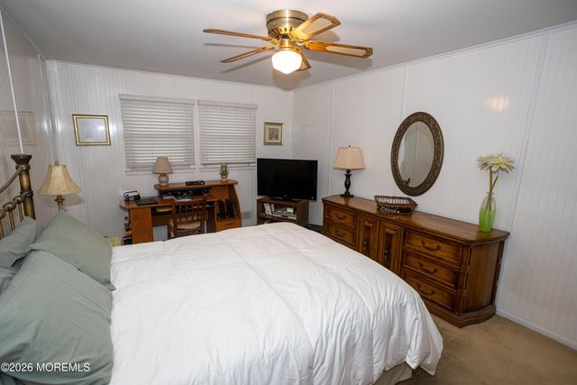 4 Wilmot Road, Sayreville, NJ 08872