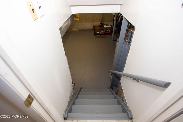 4 Wilmot Road, Sayreville, NJ 08872