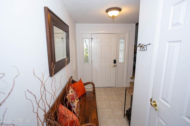 4 Wilmot Road, Sayreville, NJ 08872