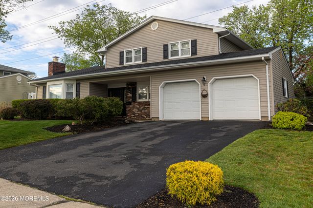 4 Wilmot Road, Sayreville, NJ 08872