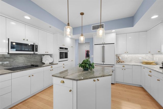 3507 BAYSHORE BOULEVARD 701, Tampa, FL 33629