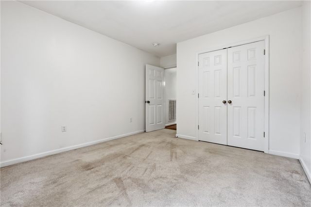 102 Pier Thirty Three, Townville, SC 29689