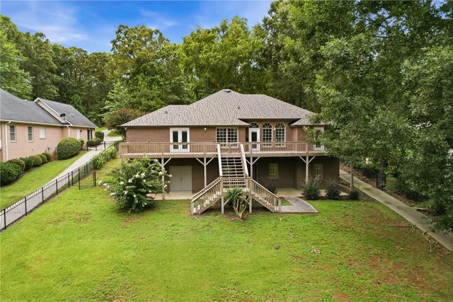 102 Pier Thirty Three, Townville, SC 29689