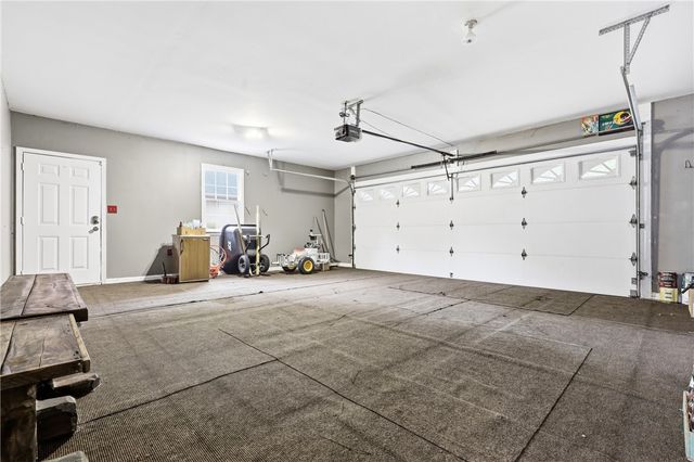 102 Pier Thirty Three, Townville, SC 29689